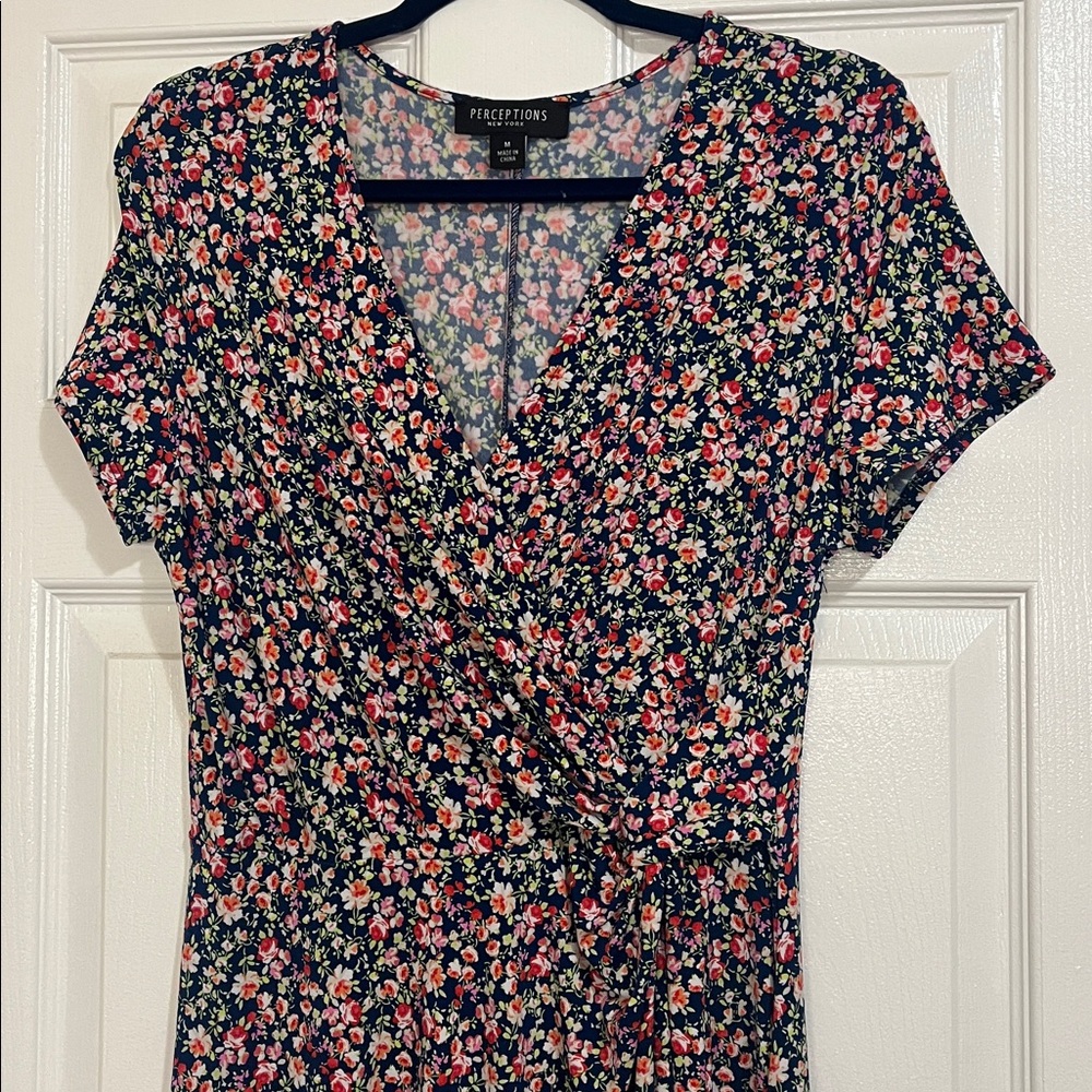Perceptions Floral dress. Size medium.